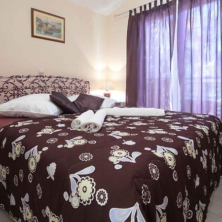 Apps And Room Goran In The Center Makarska Bagian luar foto