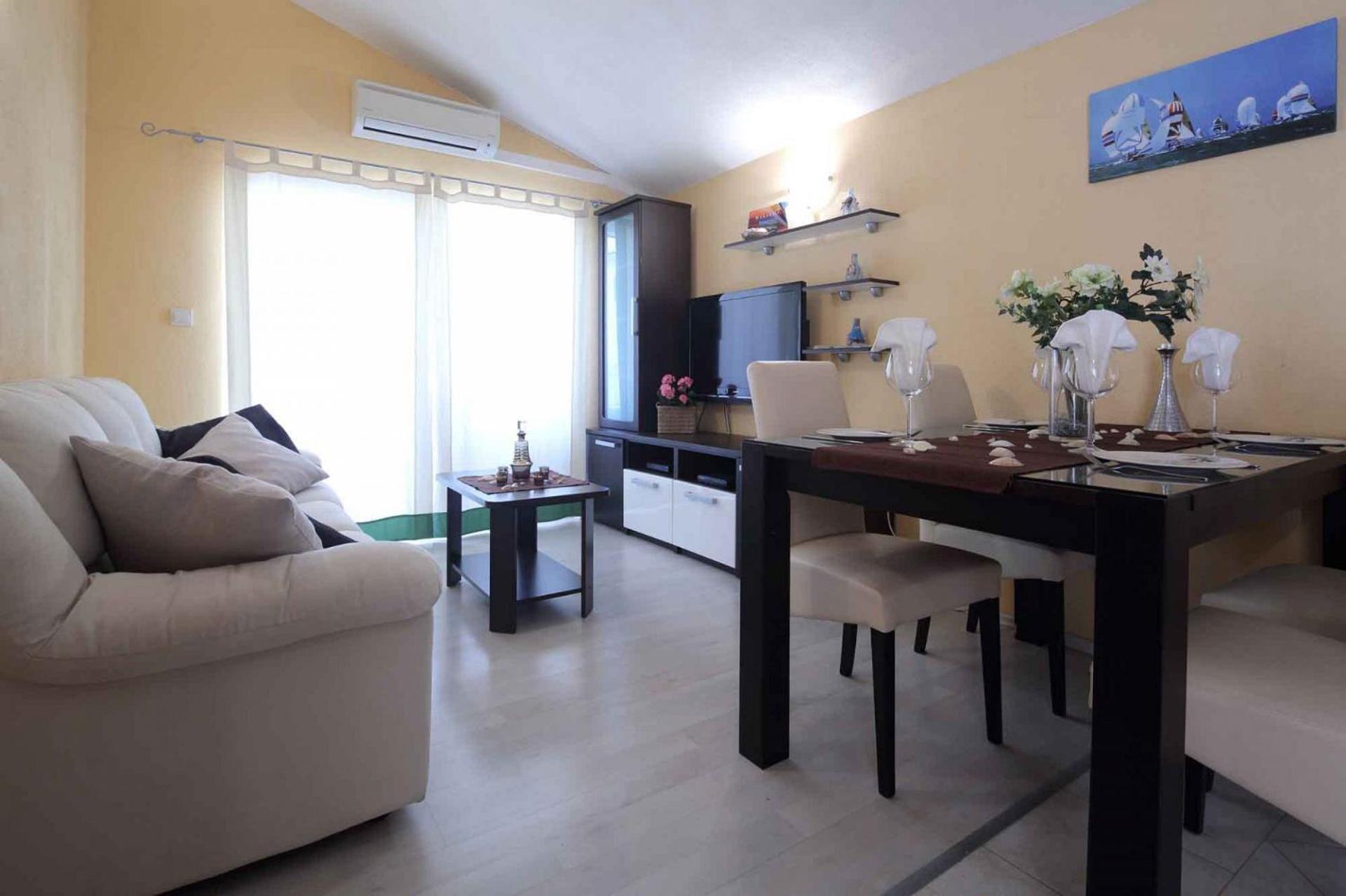 Apps And Room Goran In The Center Makarska Bagian luar foto
